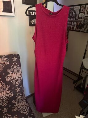 Sleeveless Ribbed Maxi Dress - Fuchsia